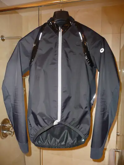 Assos rS.sturmPrinz Cycling Rain Jacket Black Size Medium, View more