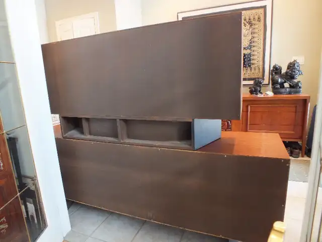 TEAK TAMBOUR BUFFET HUTCH SIDEBOARD MCM in Hutches & Display Cabinets in Barrie - Image 8