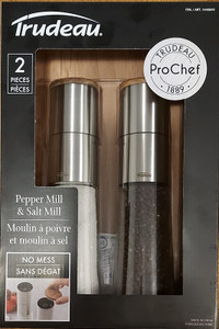 Trudeau Pro Chef Peppermill and Salt Mill Upside-Down Design 10"
