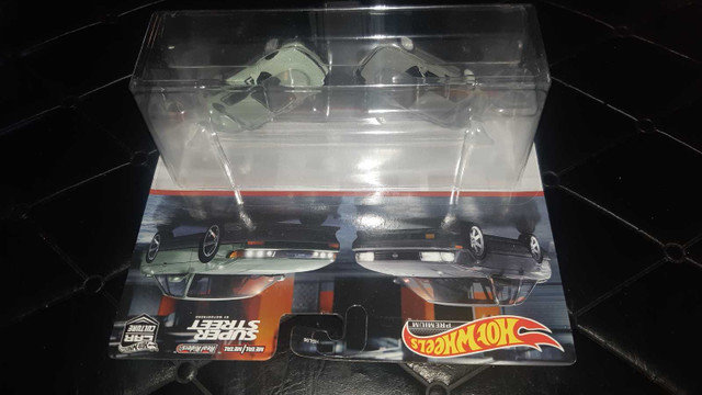 '91 Nissan Sentra/Nissan Silvia S13 Hot Wheels Premium 2 pack  in Toys & Games in Guelph - Image 2