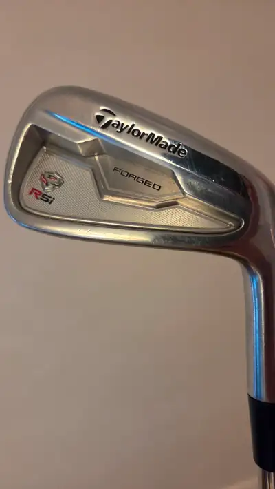 Taylormade RSi 4 iron, View more