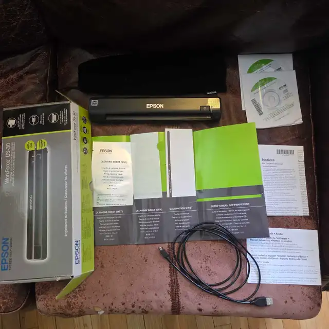 Epson WorkForce DS-30 Portable Scanner in Printers, Scanners & Fax in Laval / North Shore - Image 3