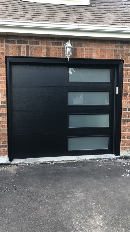 Garage door opener and central vacuum sells installations in Garage Door in Markham / York Region - Image 4