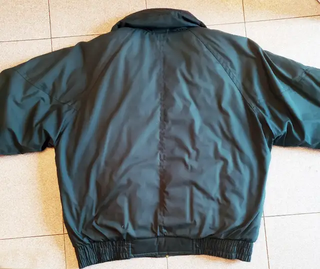 MEN'S DOWN  WINTER JACKET - L/ VESTE D’HIVER POUR HOMMES  G in Men's in Laval / North Shore - Image 3