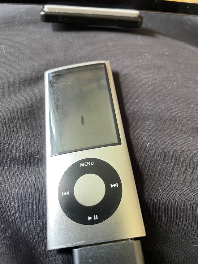 iPod Nano 5th Gen 8GB in iPods & MP3s in Dartmouth - Image 3