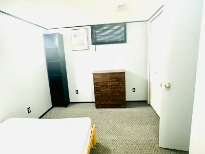 Private Room – St. Vital (Wales Ave) Available: February 1, 2026 • Bright & spacious private bedroom...