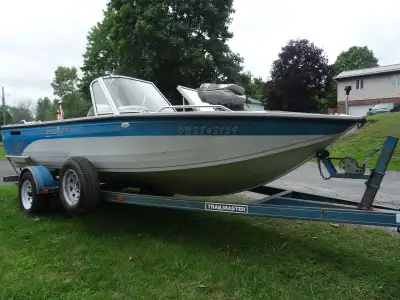 Very nice boat for back lakes and can handle big water. It is wide and stable. Has live well and lot...