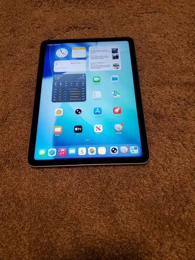 11" Apple iPad Air w/ warranty & box - (M3, 128GB, Wi-Fi), View more