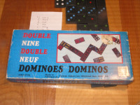DOMINOS DOUBLE NEUF complet 55 PIÈCES