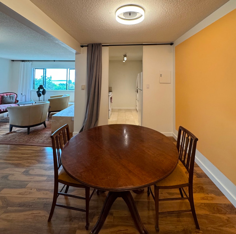 Oceanview 2Bed 1Bath Fairview Condo for Rent $2650month, Nov 1 5