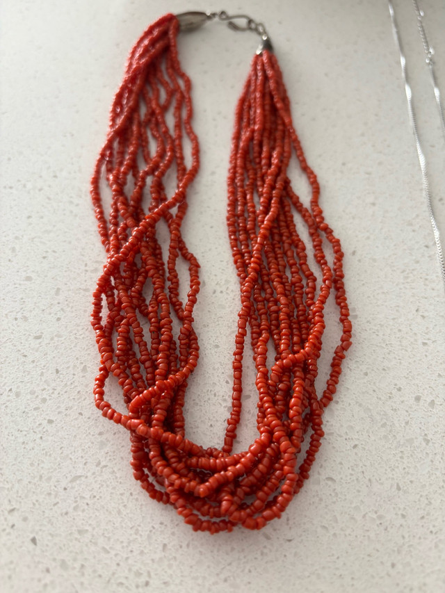 Necklace in Jewellery & Watches in Saskatoon - Image 2