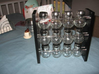 spice rack in good condition