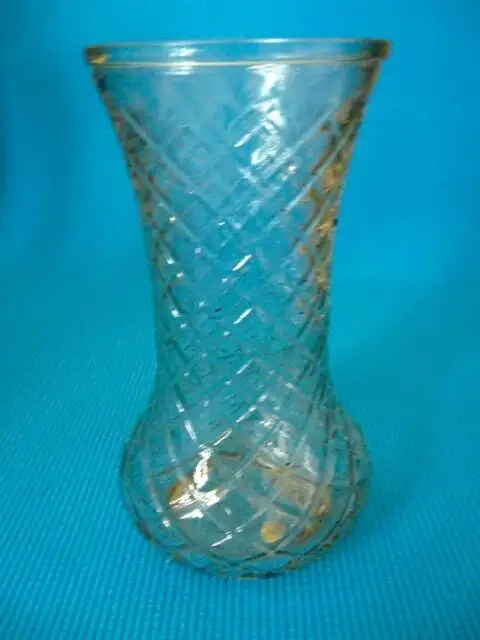 Choice of glass vases some vintage in Home Décor & Accents in Calgary - Image 5