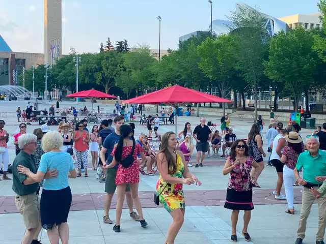 SALSA in the Square! Free admission552483563441367043