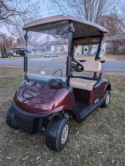 2017 Ezgo RXV Gas Golf Cart Factory 400cc Kawasaki engine Brand new battery Driven clutch serviced a...