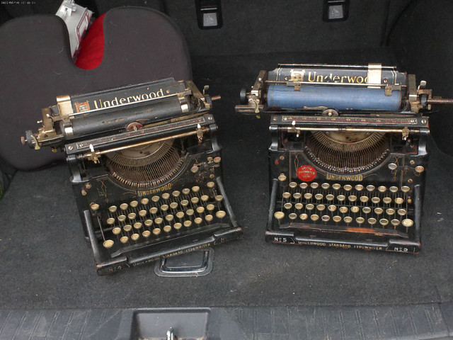 2 Vintage Underwood Typewriters--No.4 &amp; No.5 in Arts & Collectibles in New Glasgow