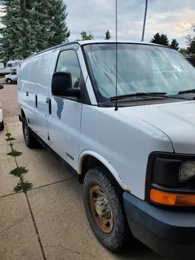 Runs and drives well.Newer front brakes.Inner and outer tierods,crank postion sensor and central fus...