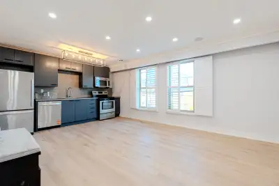 Brand new second floor apartment, new appliances, paint, ensuite bathroom, laundry & driveway parkin...