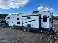 2021 keystone hideout 5th wheel travel trailer 