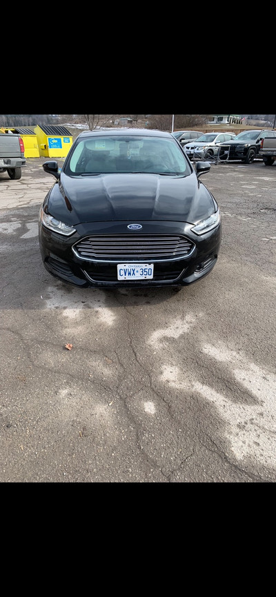 2014 ford fusion 195,000km