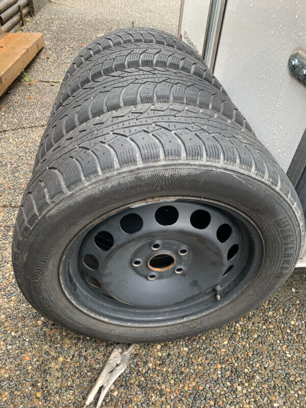 2 pairs of 205/60/16 and 205/65/15 mounted on steel rims in Tires & Rims in Delta/Surrey/Langley - Image 4