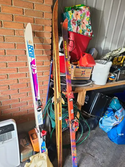 Skis! (Pickup near Algonquin College / Sportsplex Area), View more