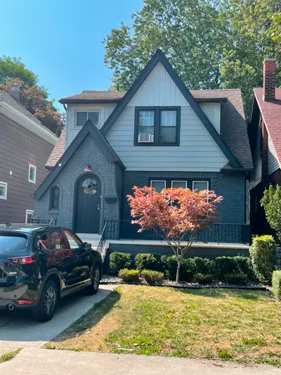 Spacious Detached House for Female Student Rentals – Safe, Stylish, and Study-Friendly! Looking for...