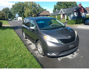 2011 Toyota Sienna