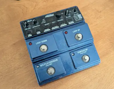 DigiTech JamMan Stereo Looper pedal in great working condition. • Stereo inputs & outputs • Unlimite...