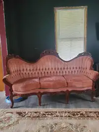 Pink victorian antique replica couch