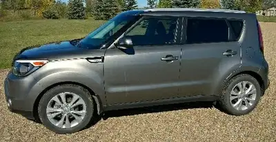 Kia Soul EX , excellent condition, everything works as it should, great fuel mileage. Must be seen t...
