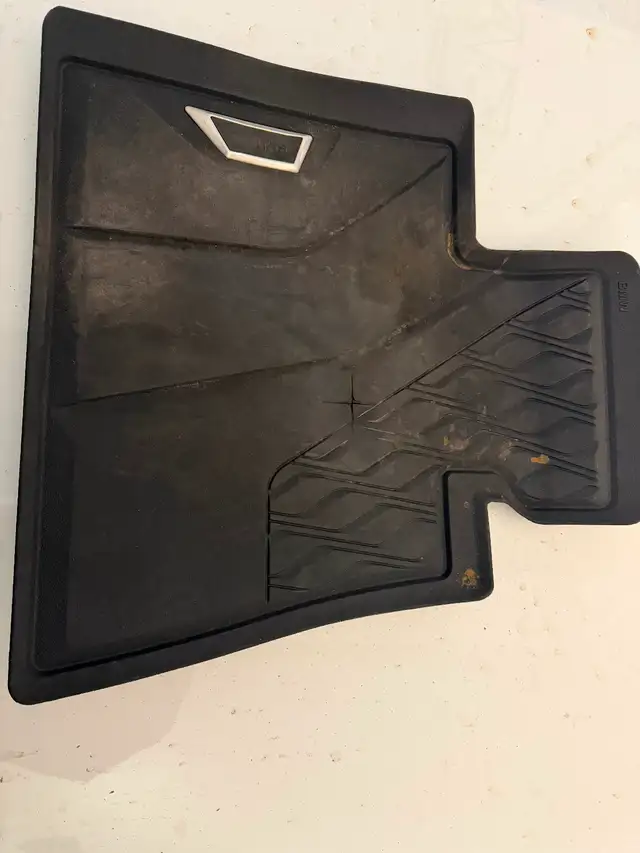 Original BMW X5 Winter Mats in Other Parts & Accessories in Markham / York Region - Image 6