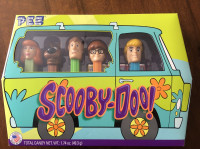 SCOOBY-DOO !  Limited Edition PEZ Candy dispenser van