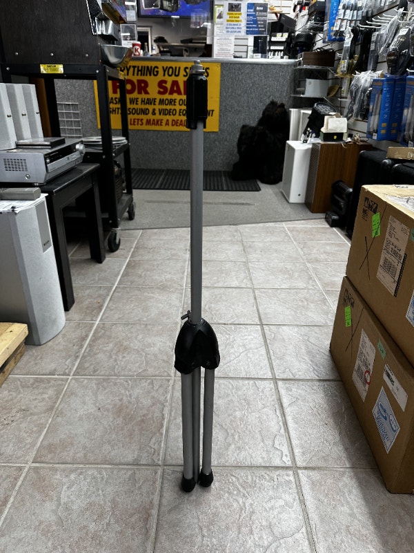 MiPro Light Duty Tripod Mic Stand Other Barrie Kijiji