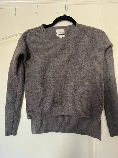 Wilfred Free Aritzia Sweater XS, View more