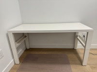 Table IKEA white