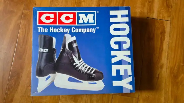 Patins de hockey pour homme / Patins à glace / Grandeur 9 in Skates & Blades in Laval / North Shore - Image 3