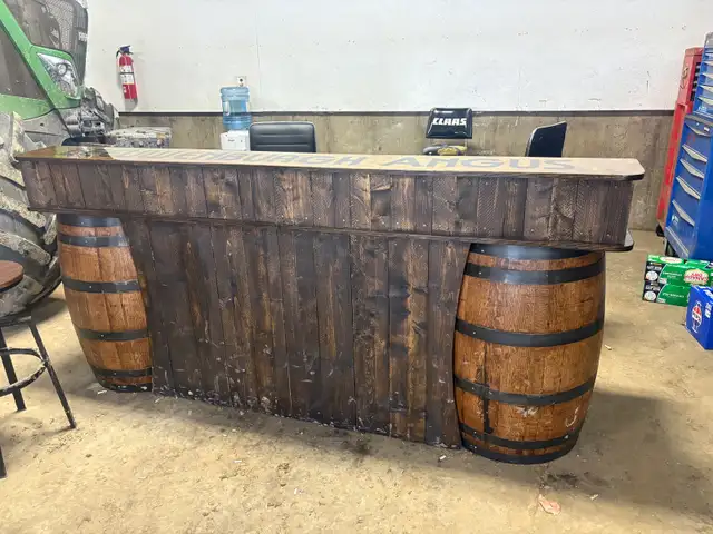 whiskey barrels in Outdoor Décor in Lethbridge - Image 6