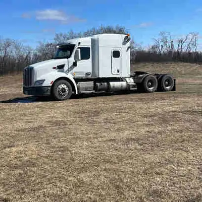 Year 2015 ,500hp(mx13,EPA 13 the good reliable engine) ,18 speed Manual, 2 way lockers(3.70 gears re...