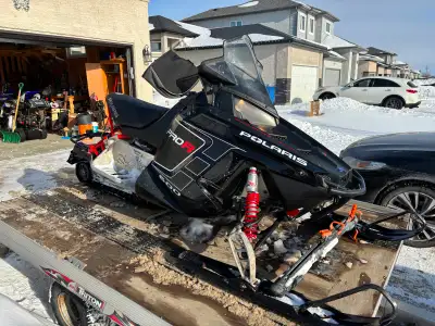 Selling my Rush 600. The engine is in very good condition. Recently serviced (Rond's Marine) for inj...