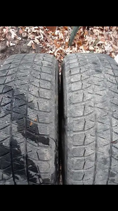 Only 2 Tread depth of 7/32 & 8/32