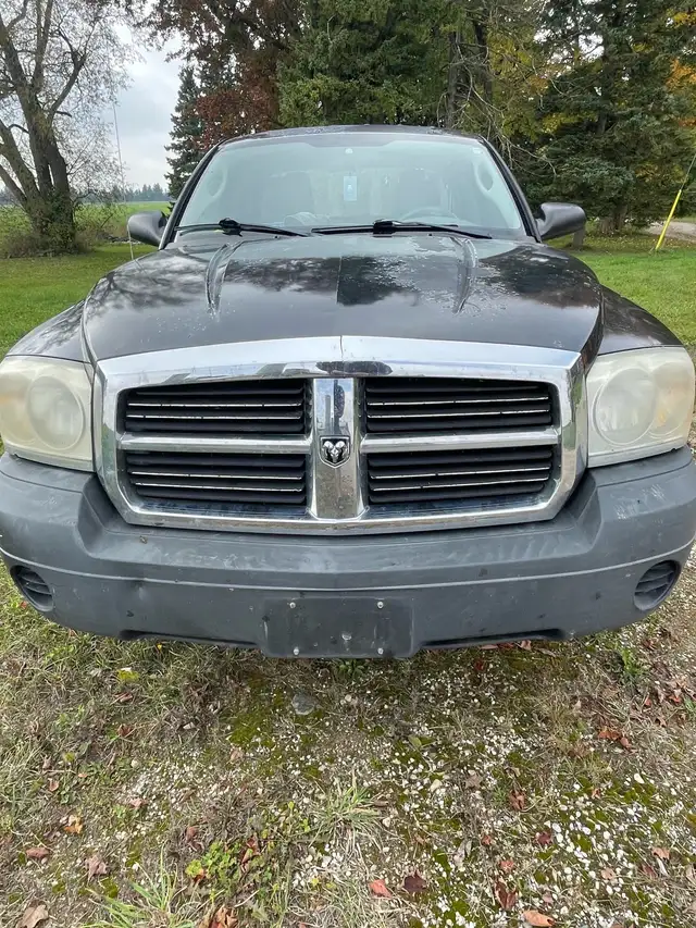 LOW KM DODGE RAM DAKOTA $1000!!!!