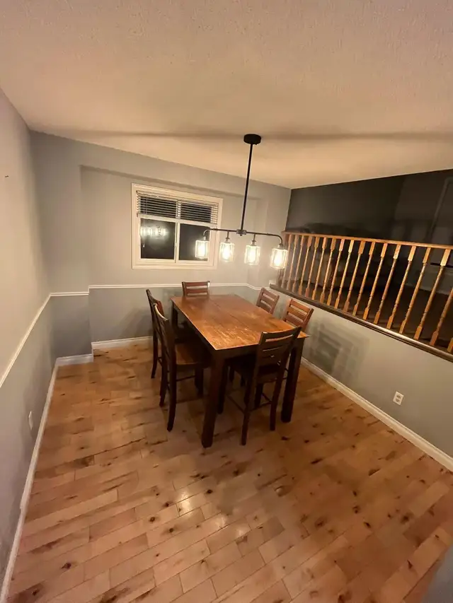 SHARED ROOM AVAILABLE IN MISSISSAUGA HEART OF CITY