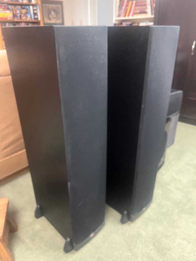 Klipsch tower speakers set of 2 in Speakers in La Ronge - Image 3