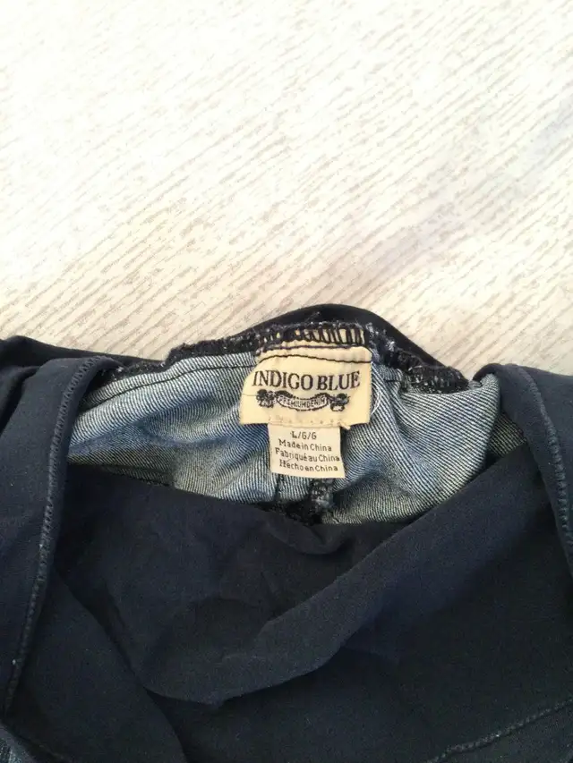 Jeans de maternité in Women's - Maternity in Longueuil / South Shore - Image 4