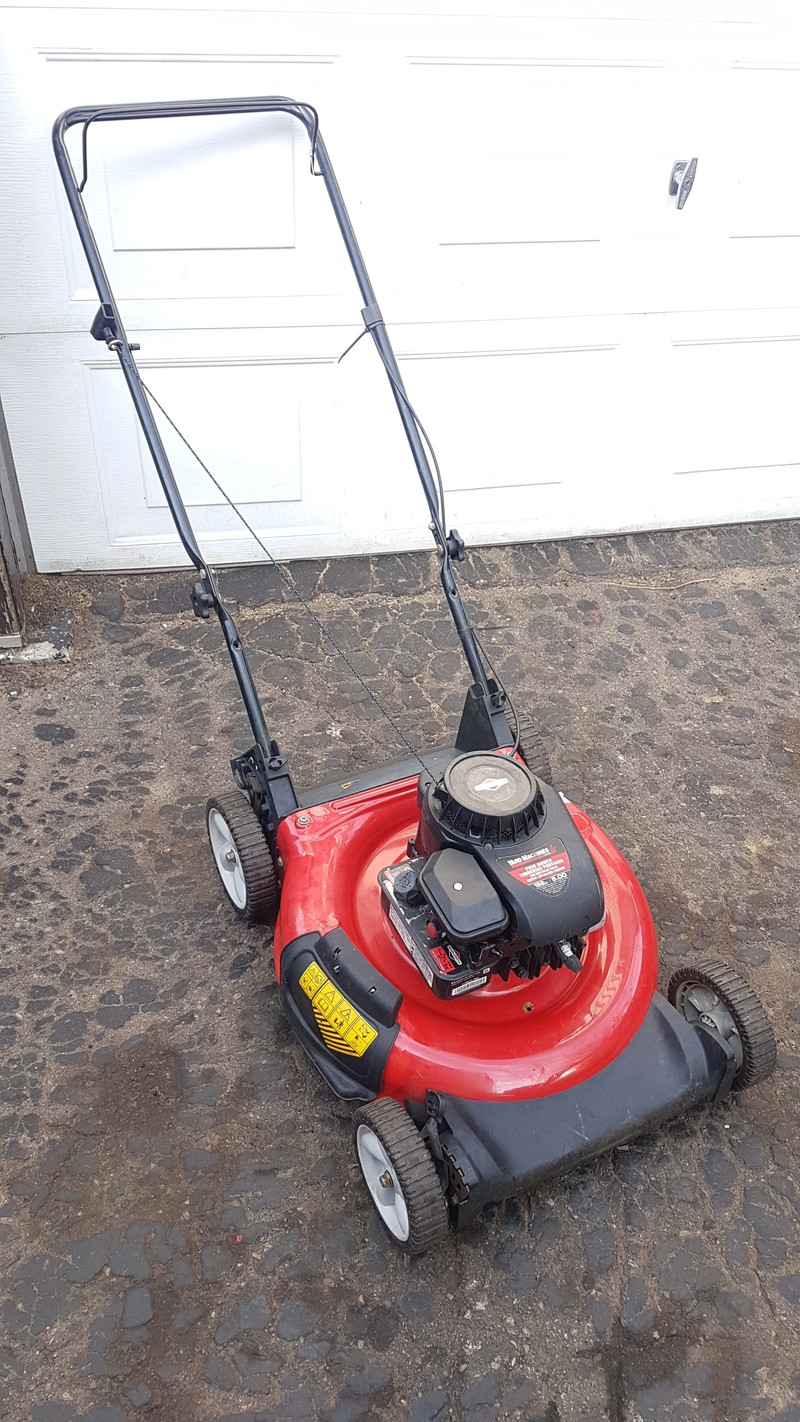 Yard machines push mower Lawnmowers & Leaf Blowers Kitchener
