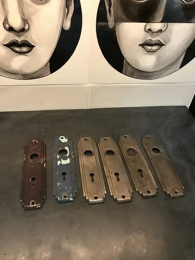 Antique Art Deco Door Plates in Hardware, Nails & Screws in London - Image 2