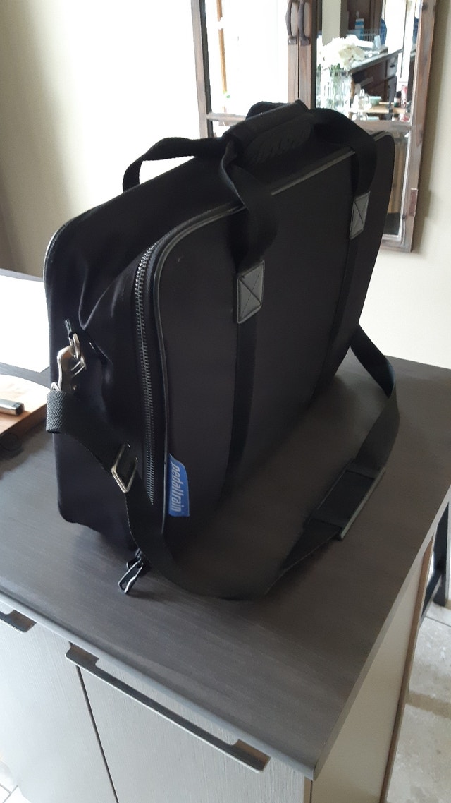Gig bag for pedal board Amps & Pedals Windsor Region Kijiji