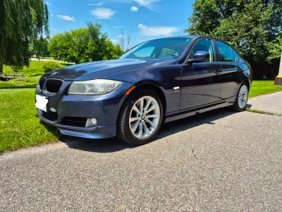 2011 BMW 328 xdrive 4door sedan Deep Sea Blue Metallic Automatic transmission HID headlights (both h...