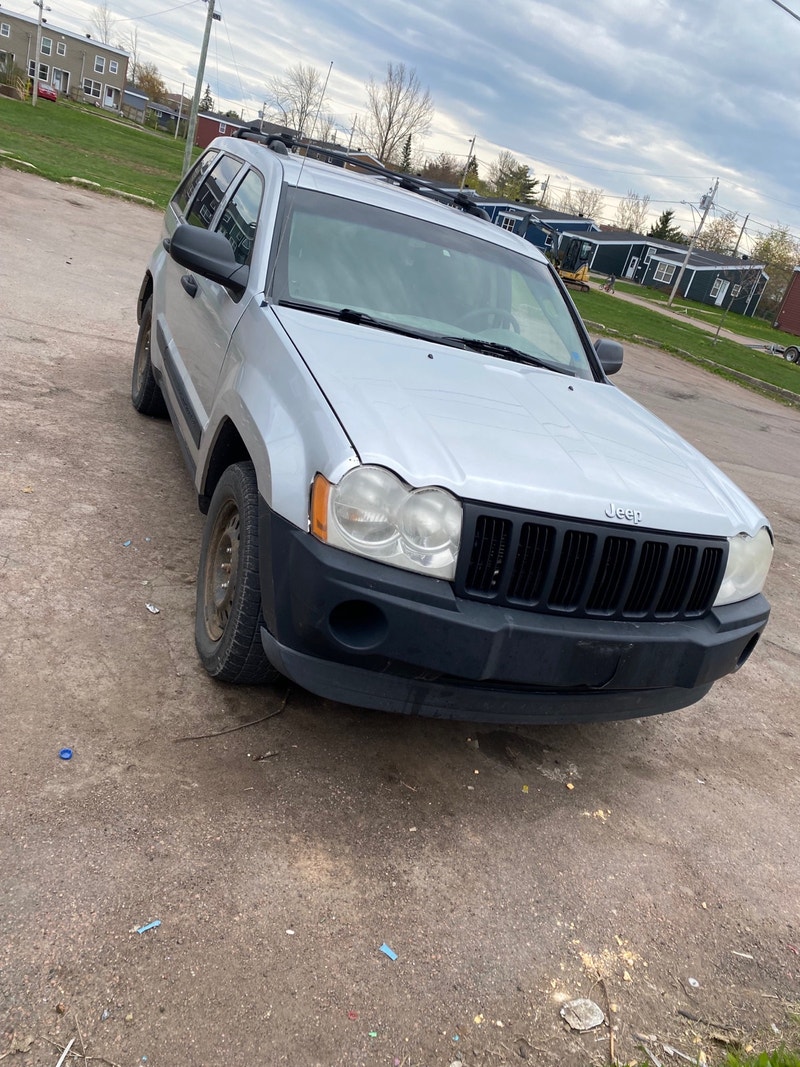 2006 Jeep grand Cherokee Cars & Trucks Moncton Kijiji
